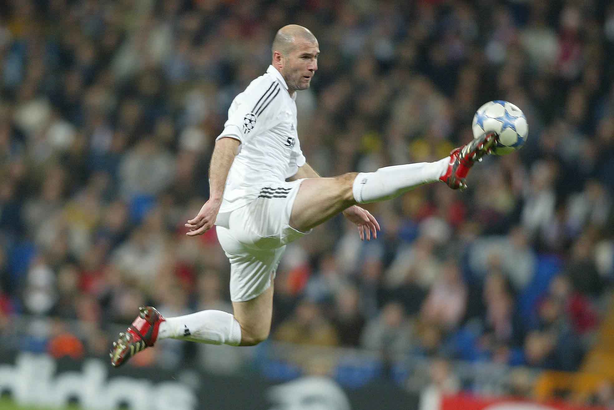 Es el nico francs en anotar un gol en la Final de la Champions League y en la Final de la Copa del Mundo.